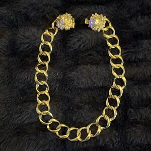 Miriam Haskel Beautiful chocker necklace